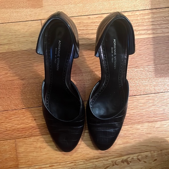Adrienne Vittadini Shoes - Adrienne Vittadini Black croc embossed leather heels size 7.5 & 3.5 in heels
